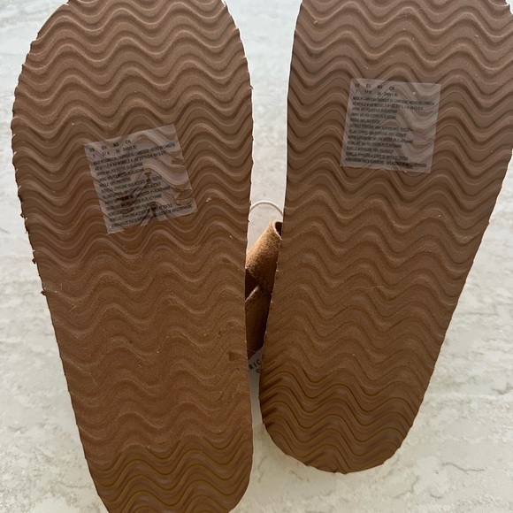 American Eagle Brown Suede Clogs - Picture 5 of 5